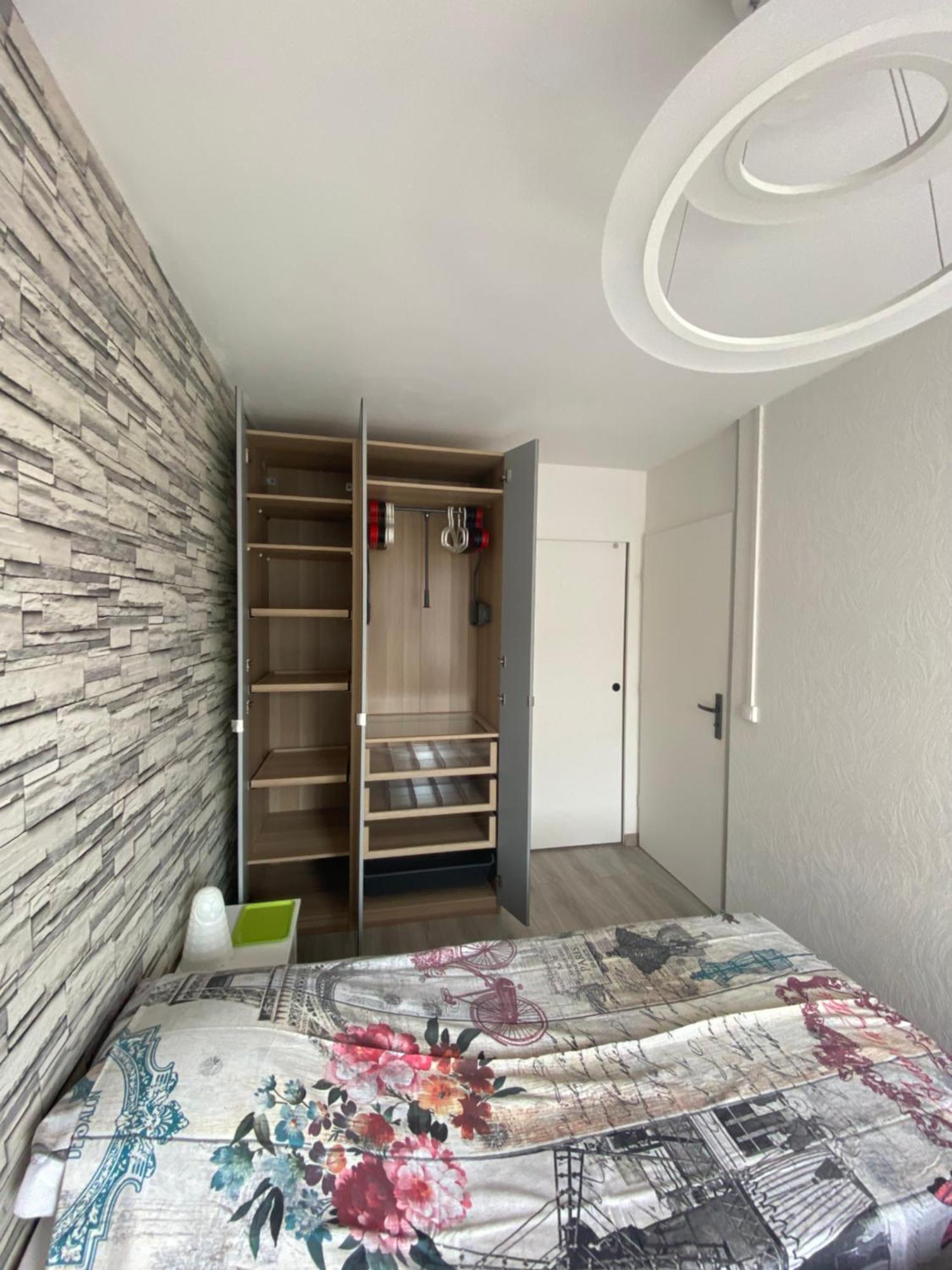 Apartament Victoria-T2-41M2-Balcon, Wifi, Linge, Produits, Menage Inclus Reims Zewnętrze zdjęcie