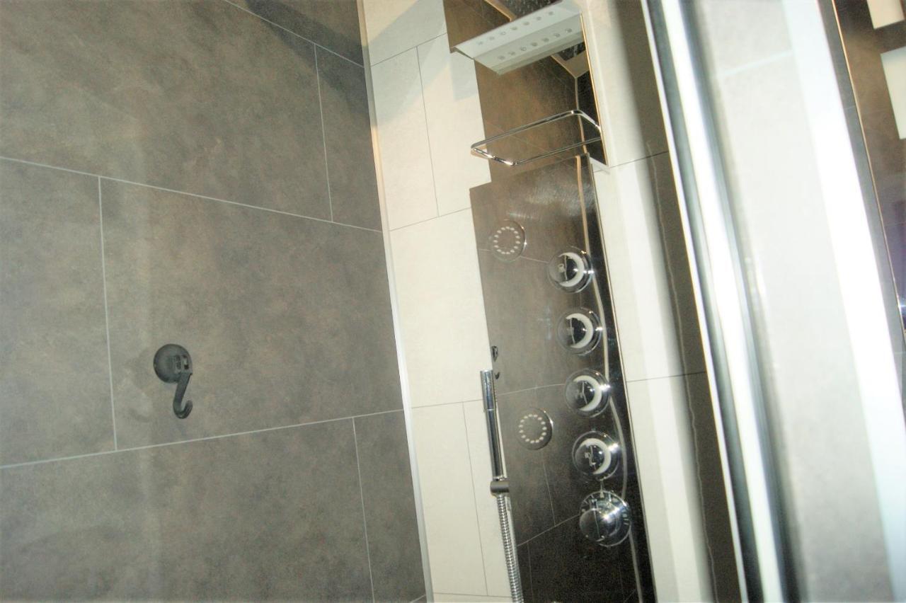 Apartament Victoria-T2-41M2-Balcon, Wifi, Linge, Produits, Menage Inclus Reims Zewnętrze zdjęcie